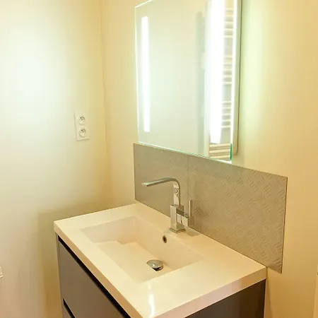 Modern Flat Біарріц