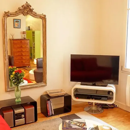 Апартаменти Modern Flat